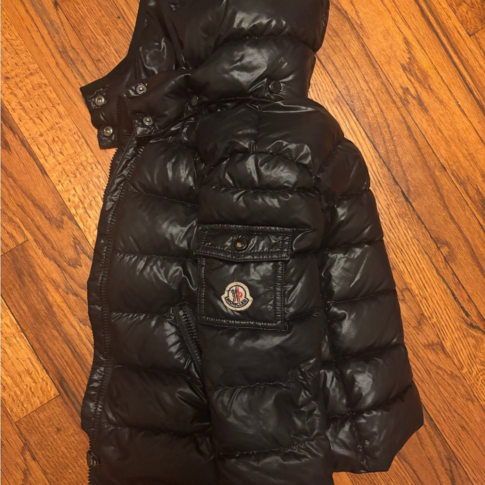 Moncler Kids Black Shiny Quilted Puffer Jacket with Hood